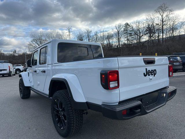 new 2025 Jeep Gladiator car, priced at $38,995