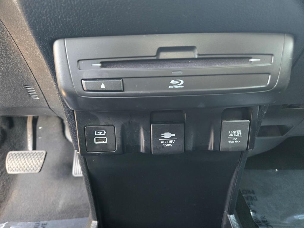 used 2023 Honda Odyssey car, priced at $38,389