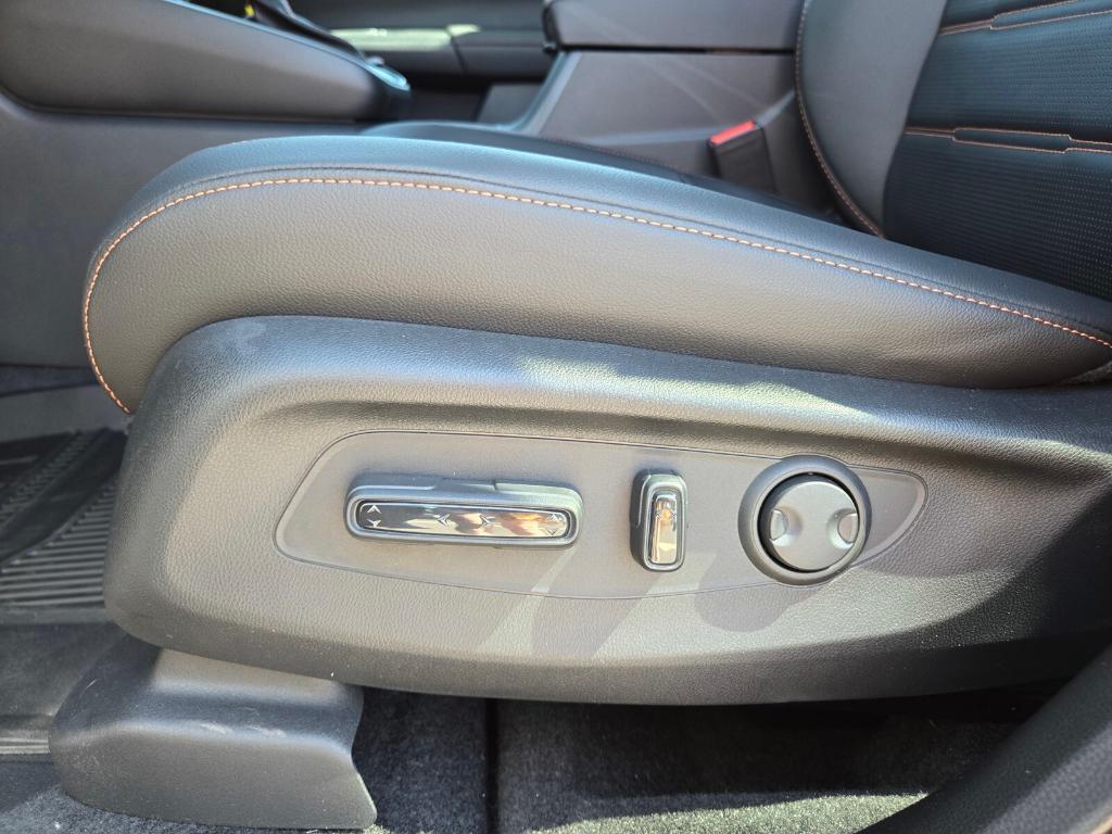 new 2025 Honda CR-V Hybrid car, priced at $40,740