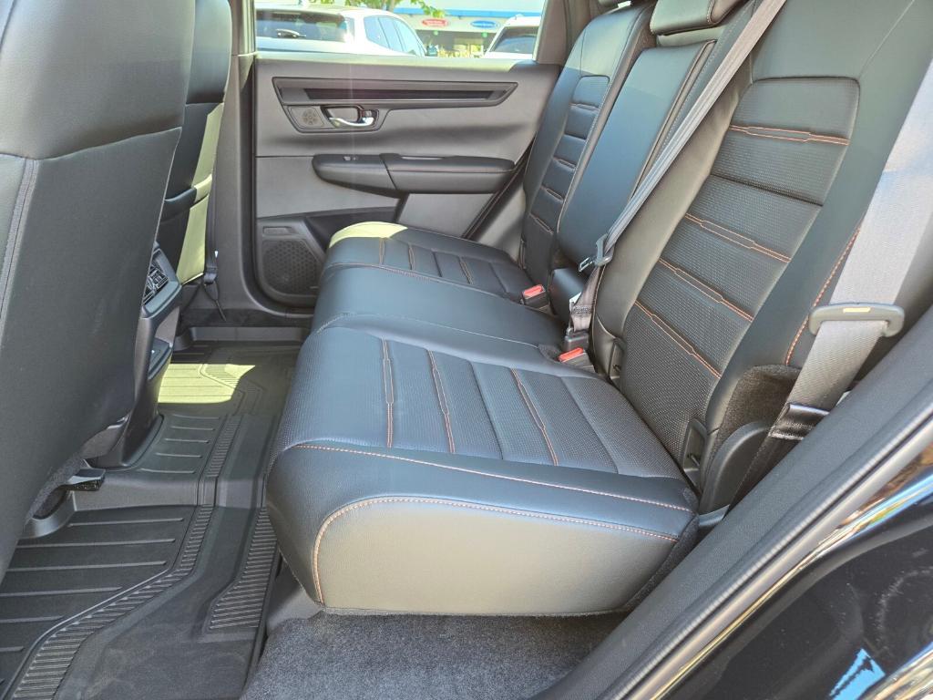new 2025 Honda CR-V Hybrid car, priced at $40,740