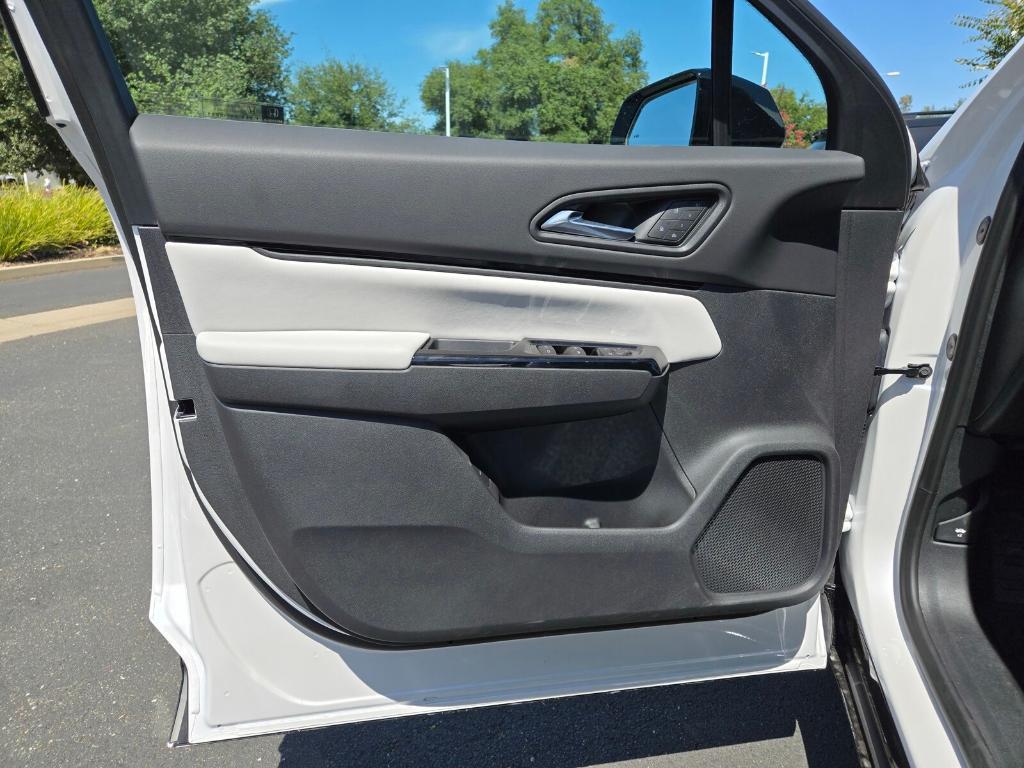 new 2025 Honda Prologue car, priced at $58,300