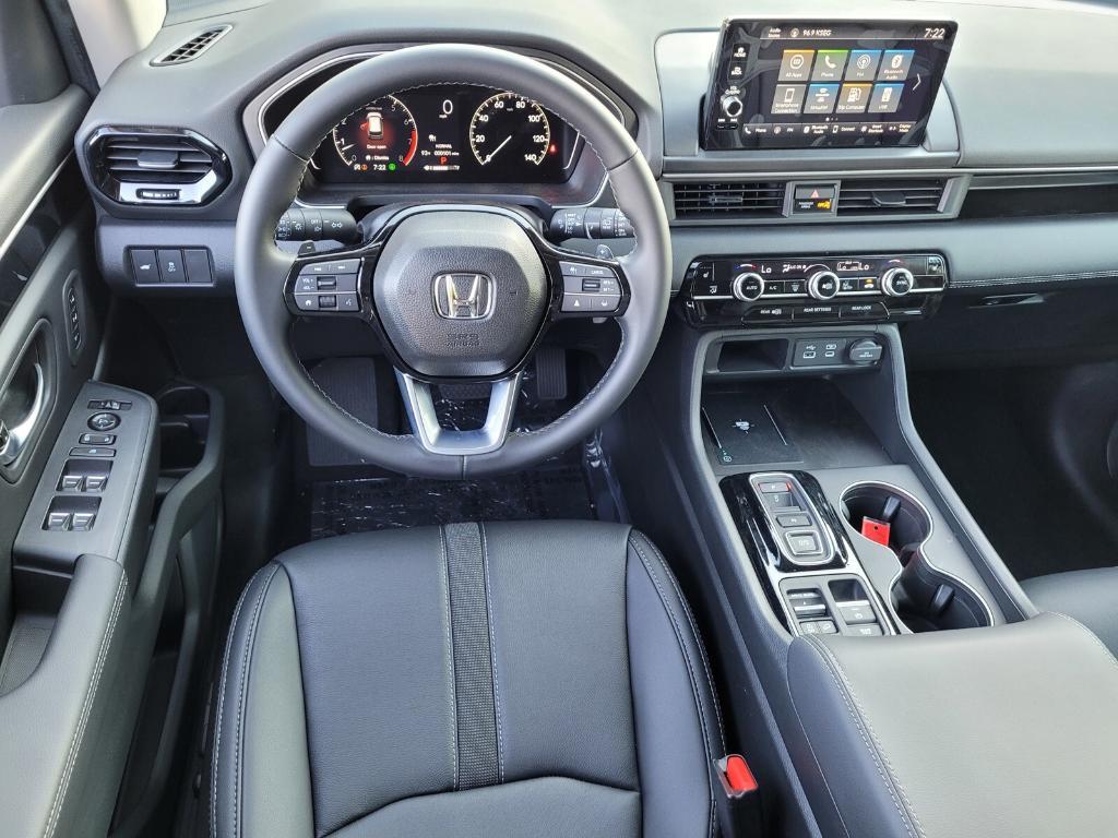 new 2025 Honda Pilot car, priced at $49,000