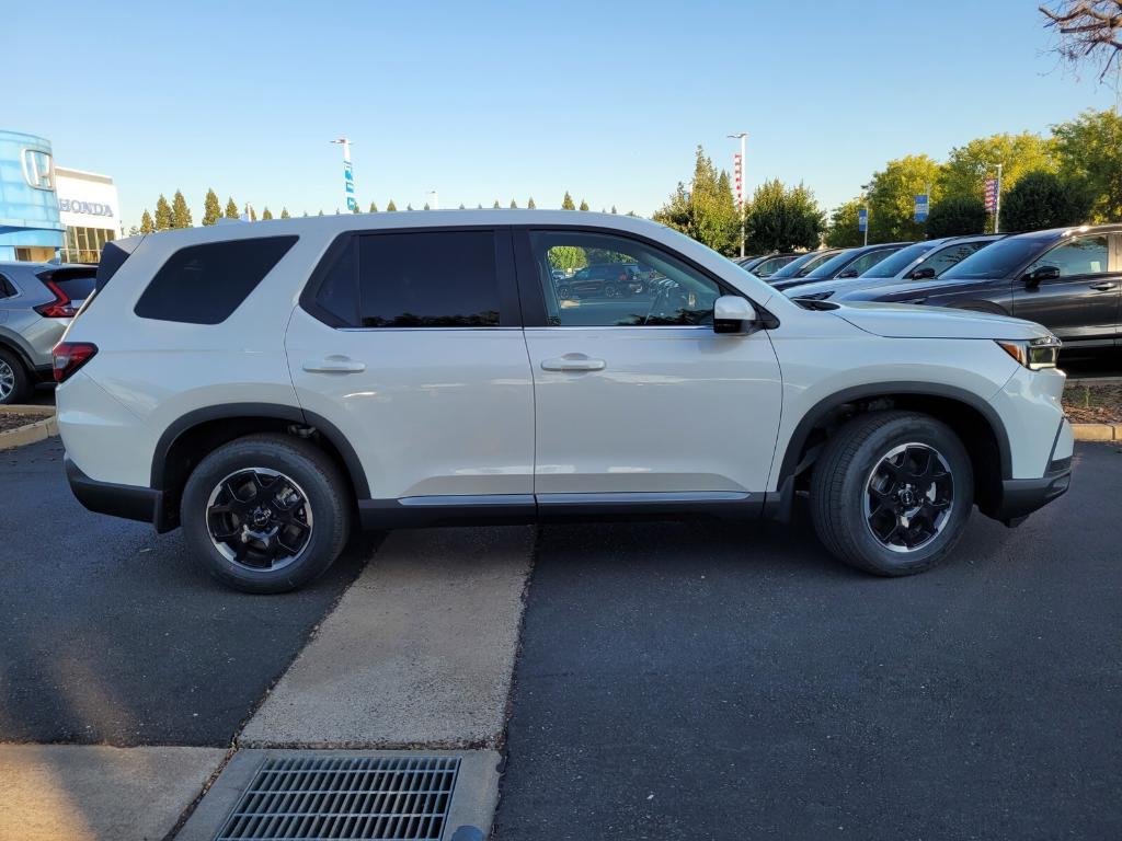 new 2025 Honda Pilot car, priced at $49,000