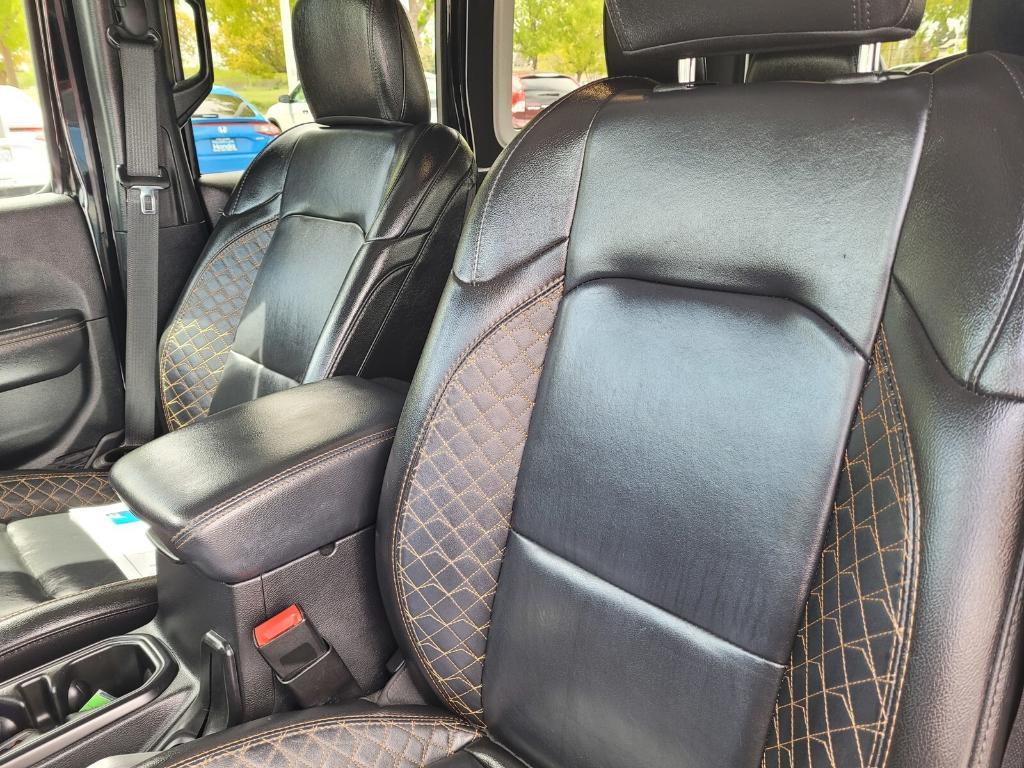 used 2020 Jeep Wrangler Unlimited car, priced at $28,116