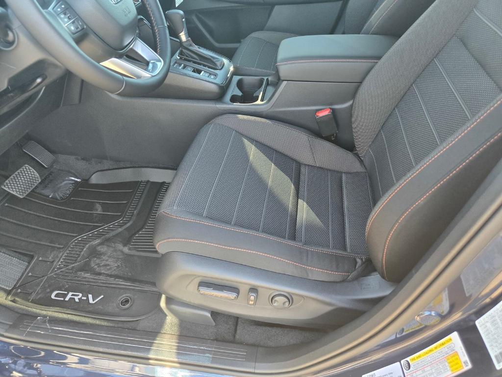 new 2026 Honda CR-V Hybrid car, priced at $38,775