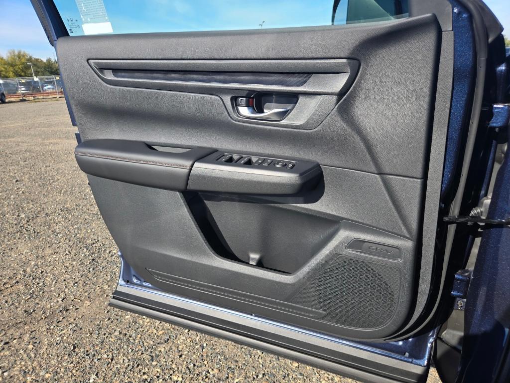 new 2026 Honda CR-V Hybrid car, priced at $38,775