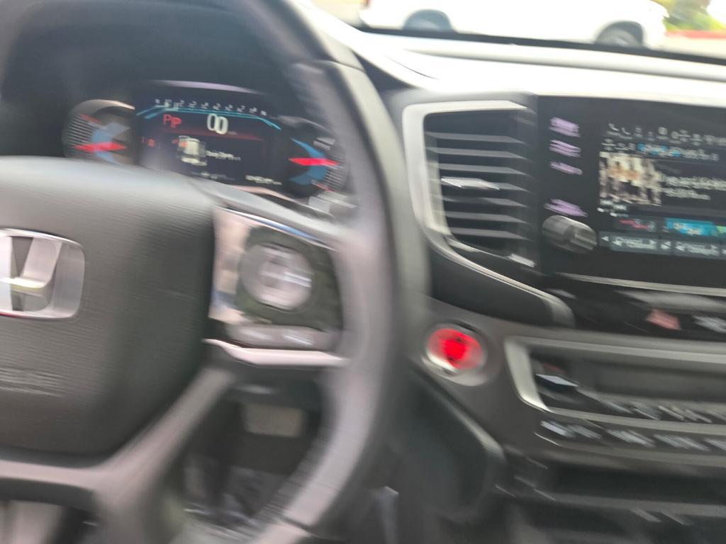used 2022 Honda Pilot car, priced at $34,444
