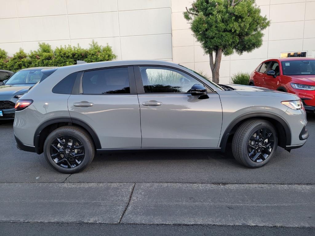 new 2025 Honda HR-V car, priced at $32,545