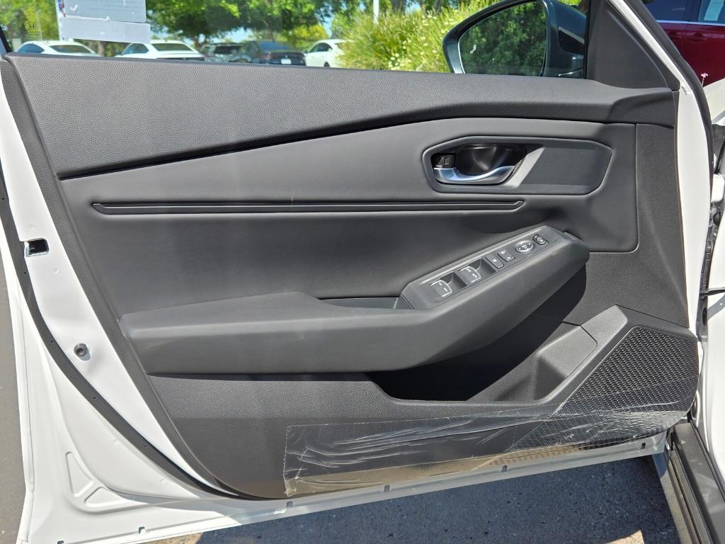 new 2025 Honda Accord car, priced at $33,860
