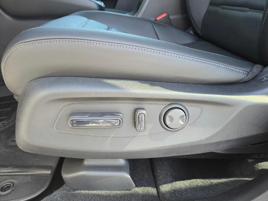 new 2025 Honda CR-V car, priced at $39,590
