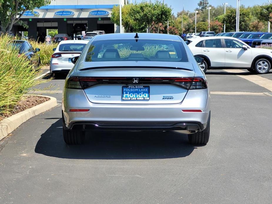 new 2024 Honda Accord Hybrid car