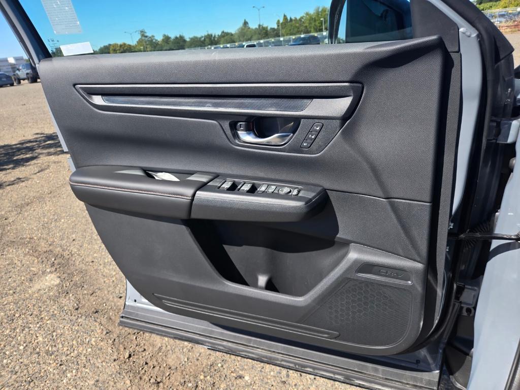 new 2026 Honda CR-V Hybrid car, priced at $43,825