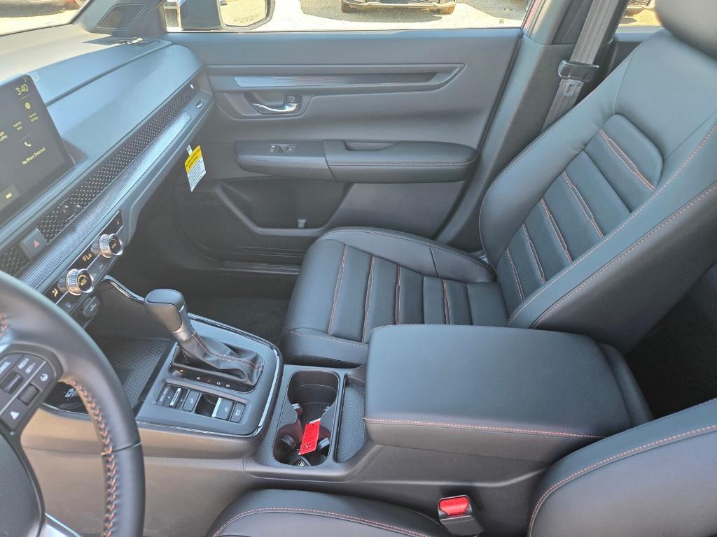 new 2026 Honda CR-V Hybrid car, priced at $43,825