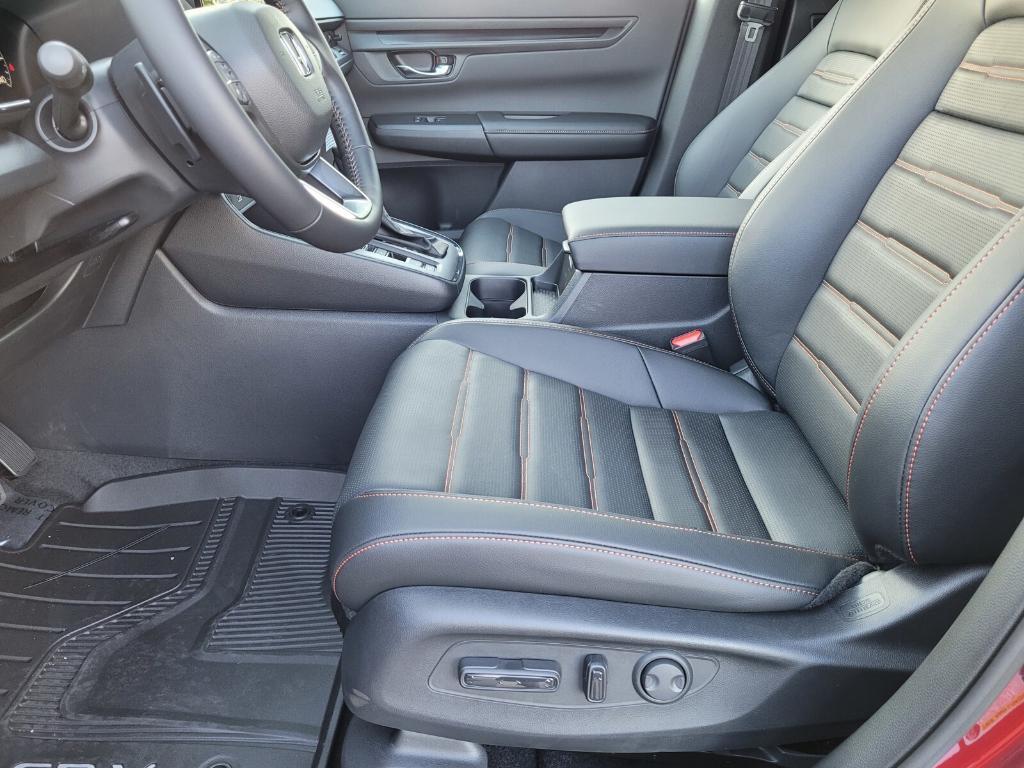 new 2025 Honda CR-V Hybrid car, priced at $41,195