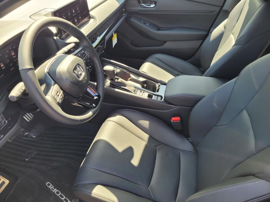 new 2025 Honda Accord Hybrid car, priced at $38,675