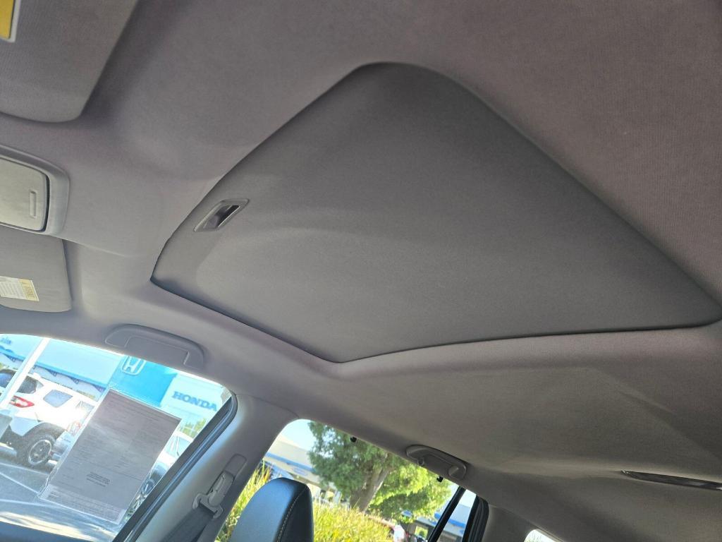 used 2022 Honda Pilot car, priced at $31,524