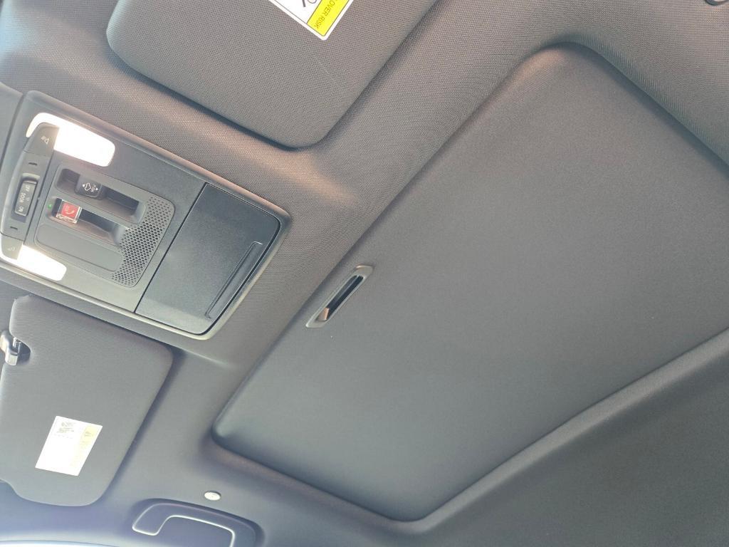 new 2026 Honda CR-V Hybrid car, priced at $40,275