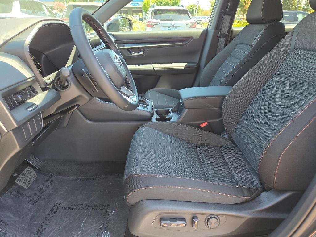 new 2026 Honda CR-V Hybrid car, priced at $40,275