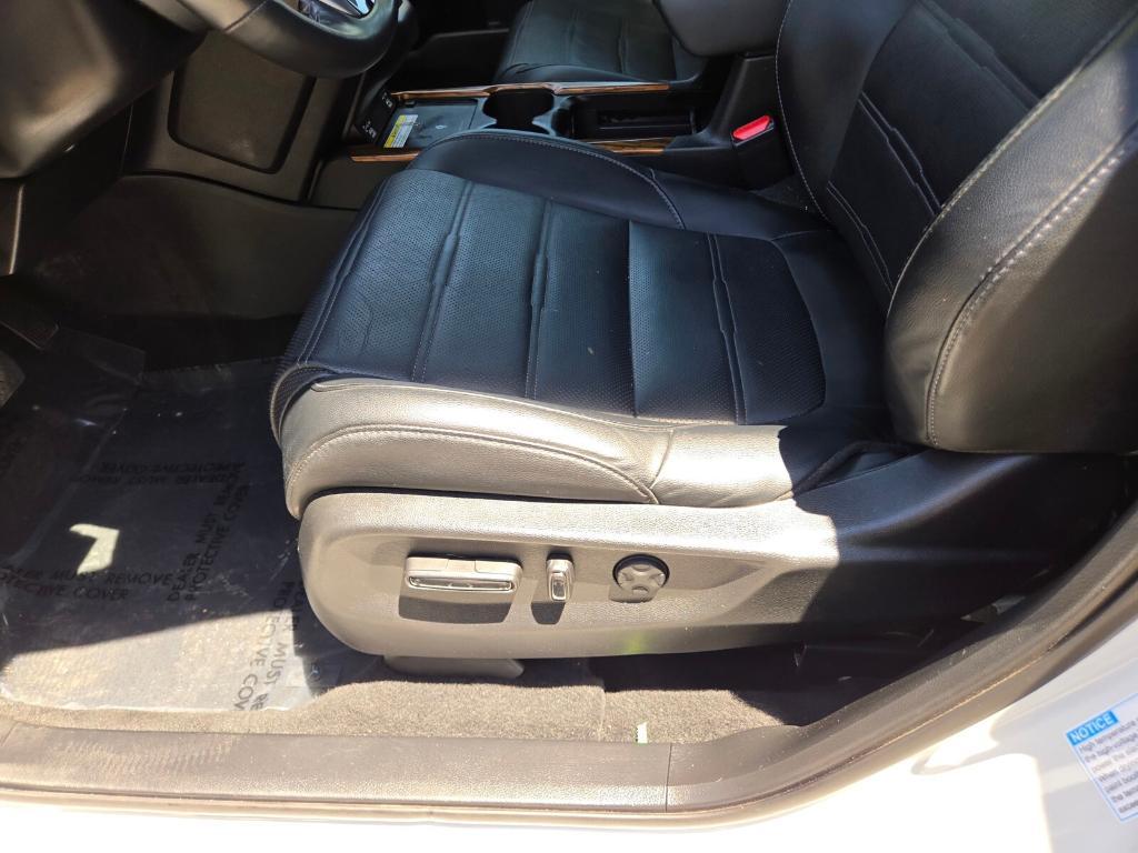 used 2022 Honda CR-V Hybrid car, priced at $29,864