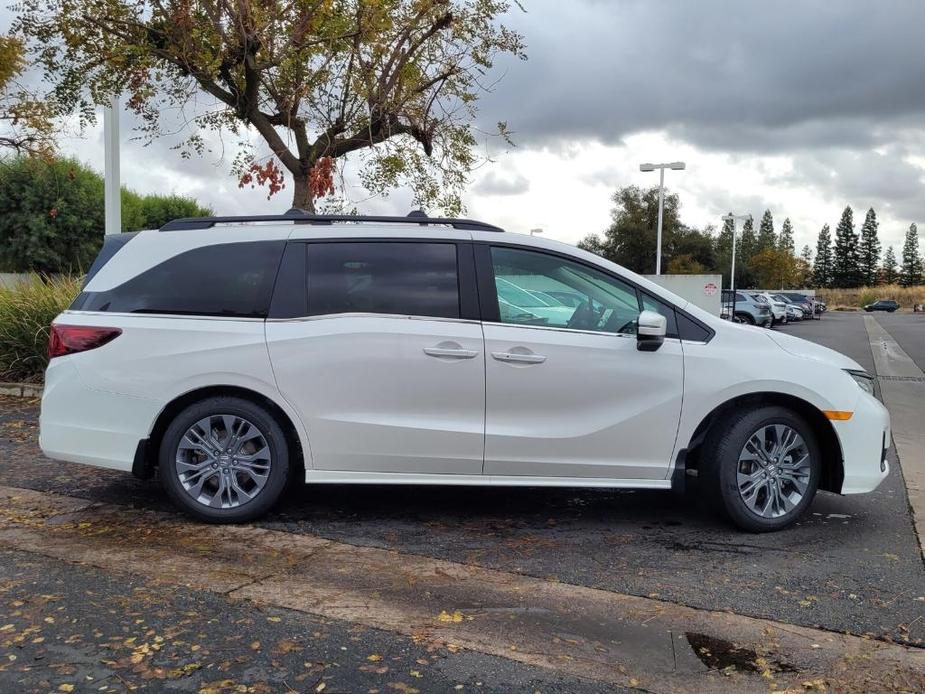 new 2025 Honda Odyssey car, priced at $51,140