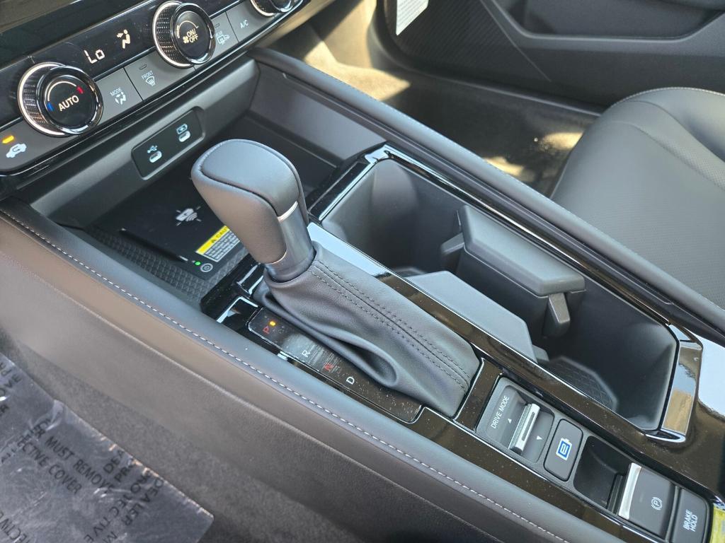 new 2025 Honda Accord Hybrid car, priced at $42,190