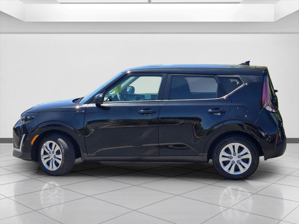 used 2023 Kia Soul car, priced at $18,894