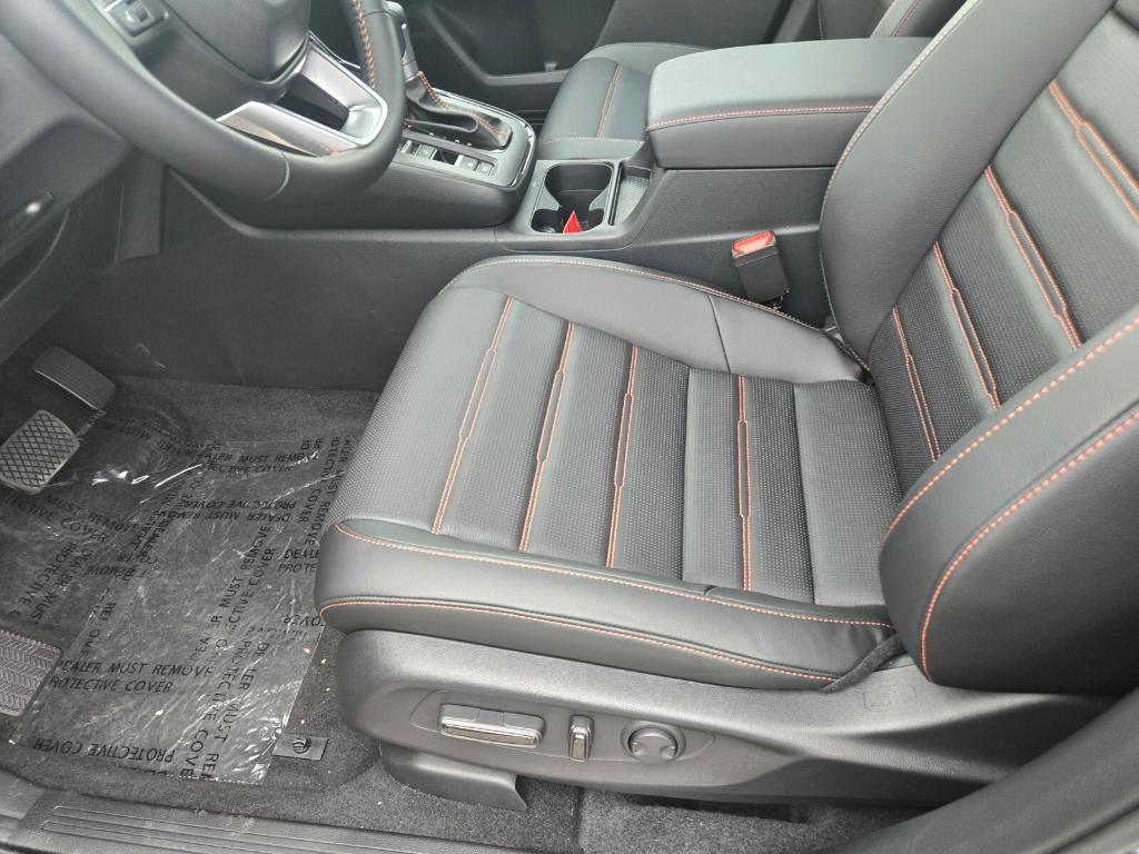 new 2026 Honda CR-V Hybrid car, priced at $43,370