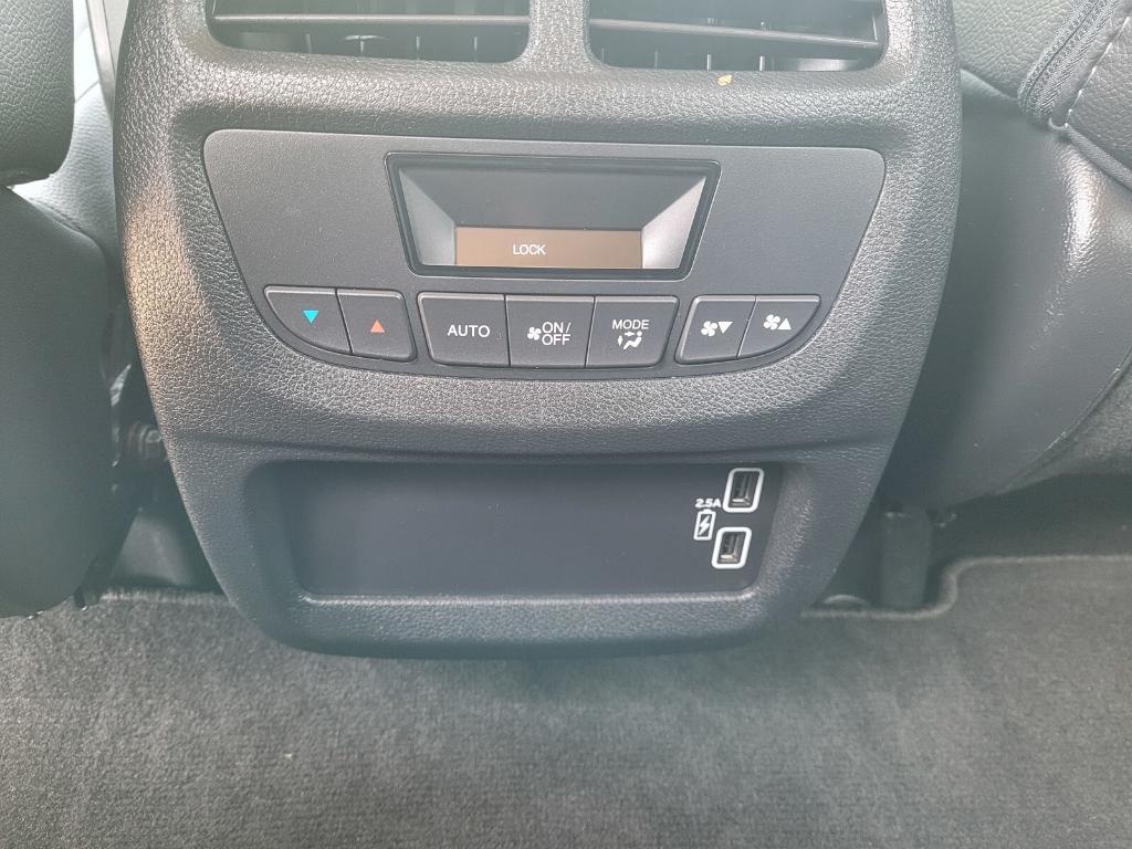 used 2022 Honda Pilot car, priced at $35,987