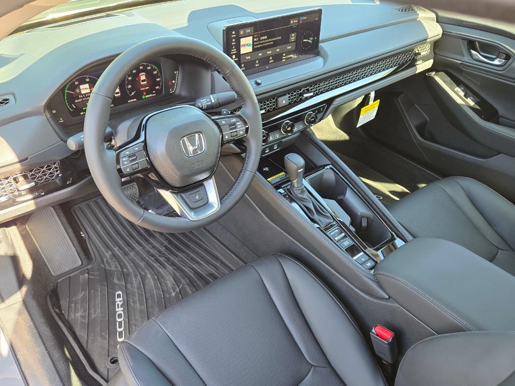 new 2025 Honda Accord Hybrid car, priced at $42,600