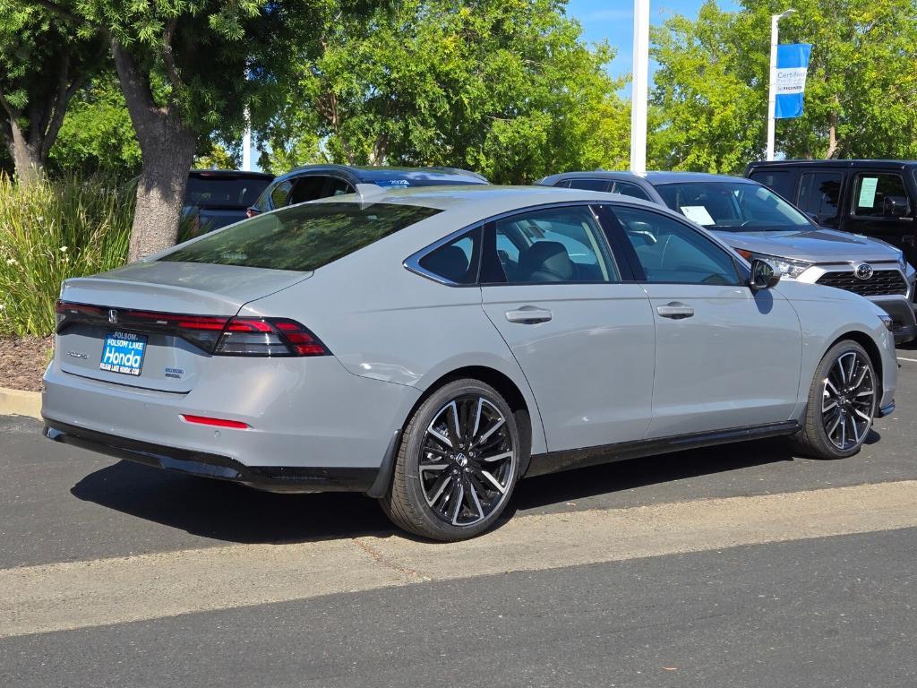 new 2025 Honda Accord Hybrid car, priced at $42,600