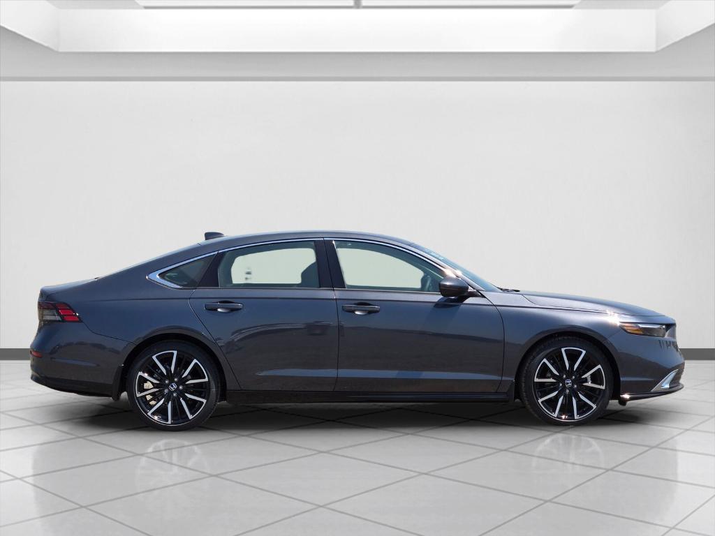 new 2025 Honda Accord Hybrid car, priced at $42,145