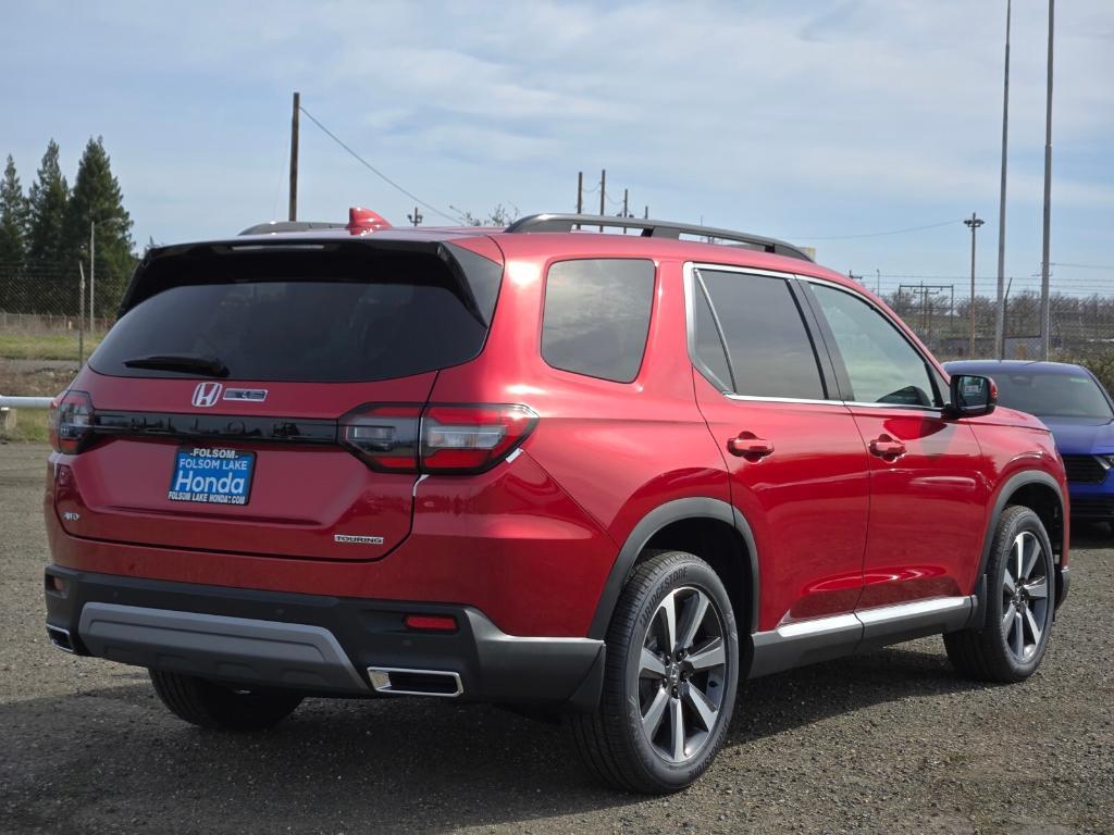 new 2025 Honda Pilot car, priced at $53,200