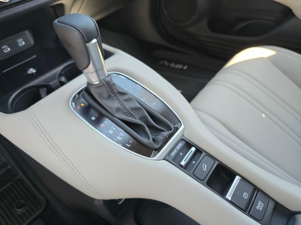 new 2026 Honda HR-V car, priced at $33,195