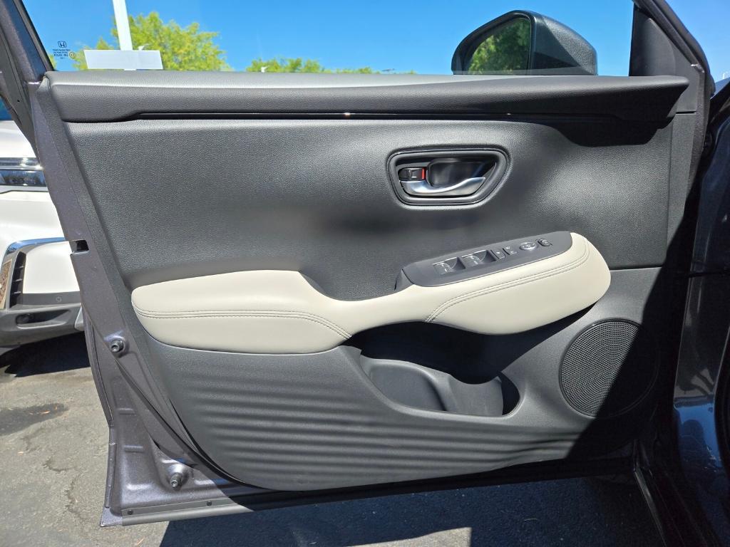 new 2026 Honda HR-V car, priced at $33,195