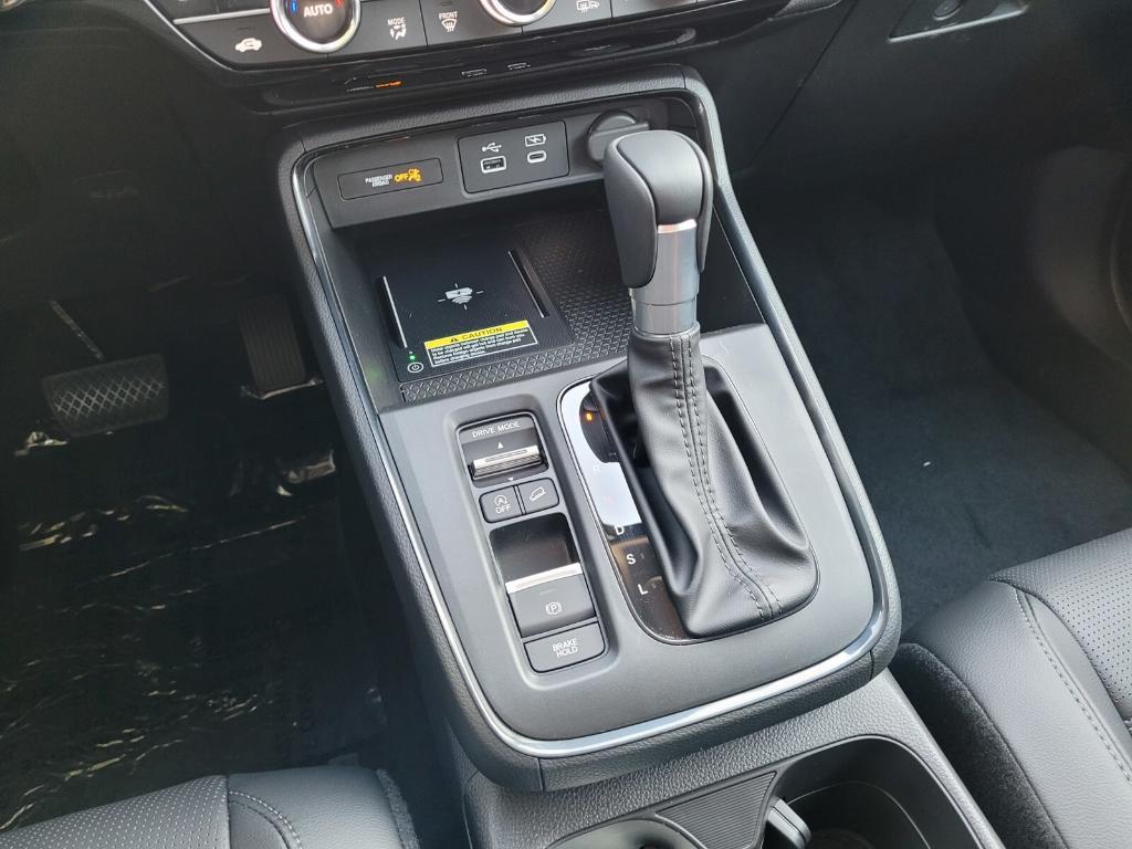 new 2025 Honda CR-V car, priced at $39,590