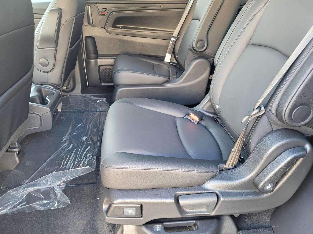 new 2025 Honda Odyssey car, priced at $45,820