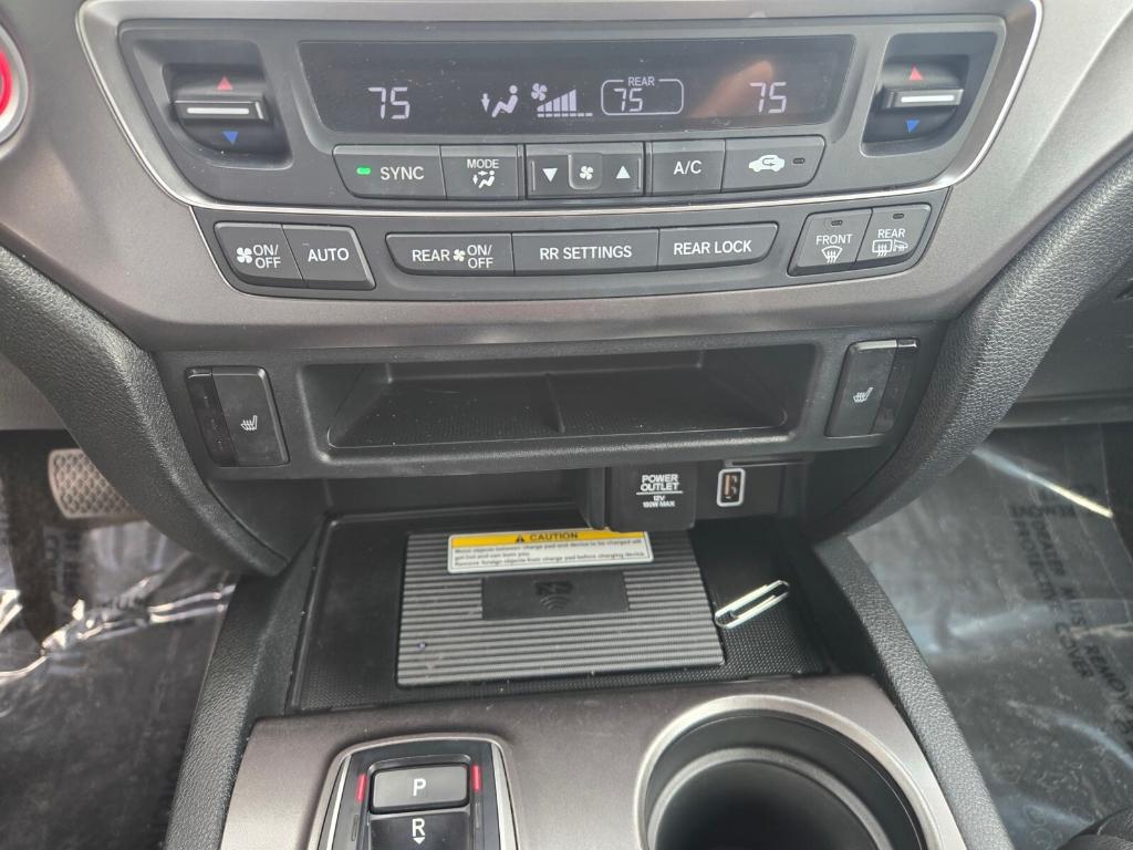 used 2022 Honda Pilot car, priced at $28,898