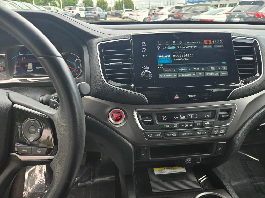 used 2022 Honda Pilot car, priced at $28,898