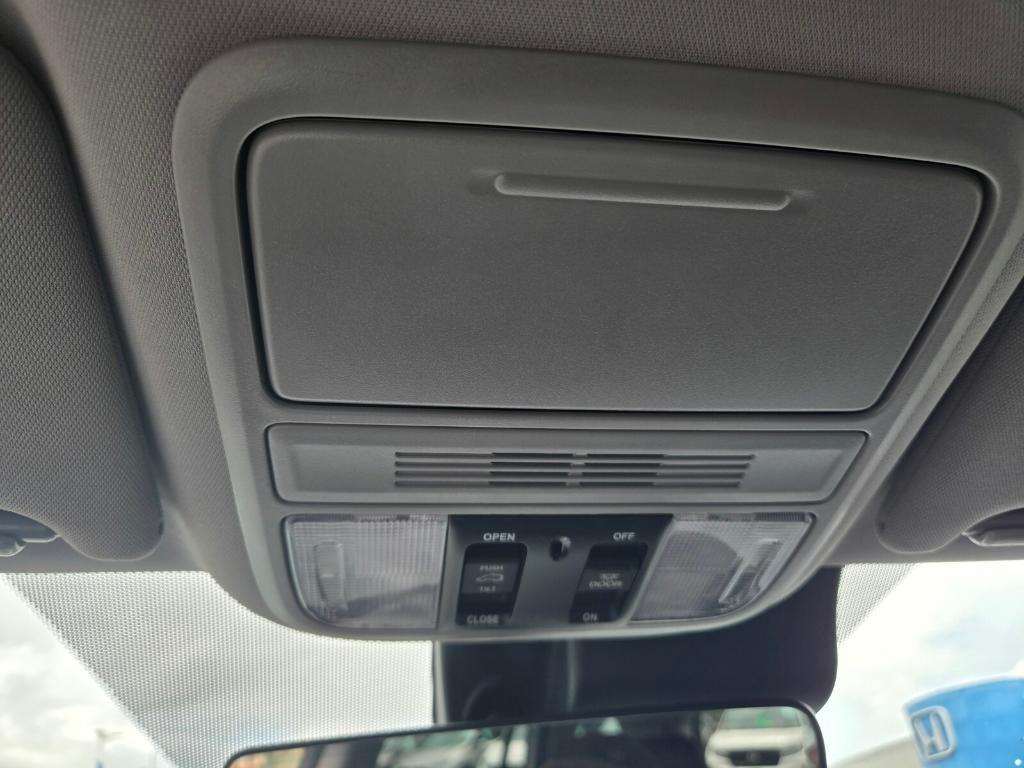 used 2022 Honda Pilot car, priced at $28,898