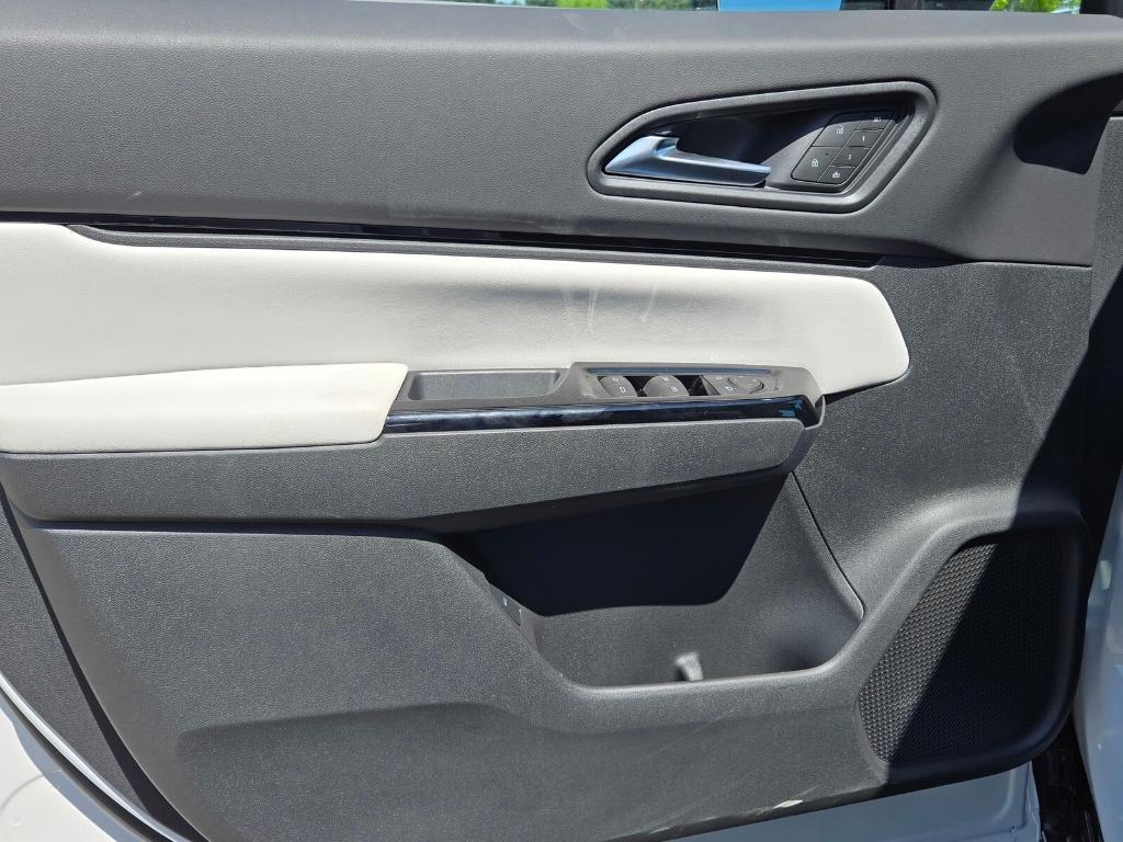 new 2025 Honda Prologue car, priced at $55,300