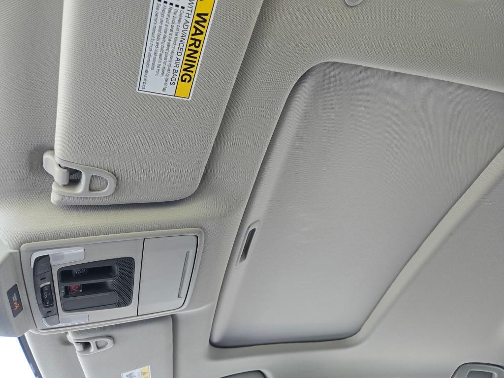 new 2025 Honda Accord Hybrid car, priced at $38,240