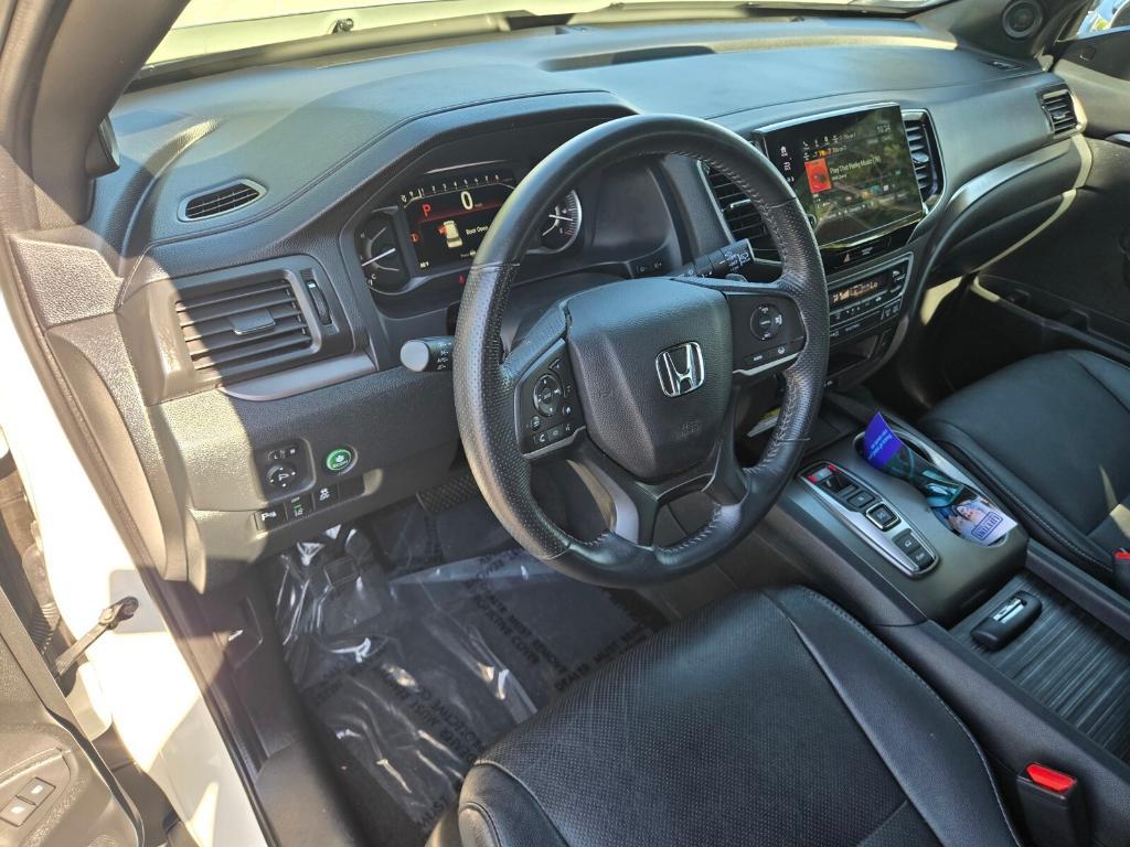 used 2022 Honda Passport car, priced at $31,945