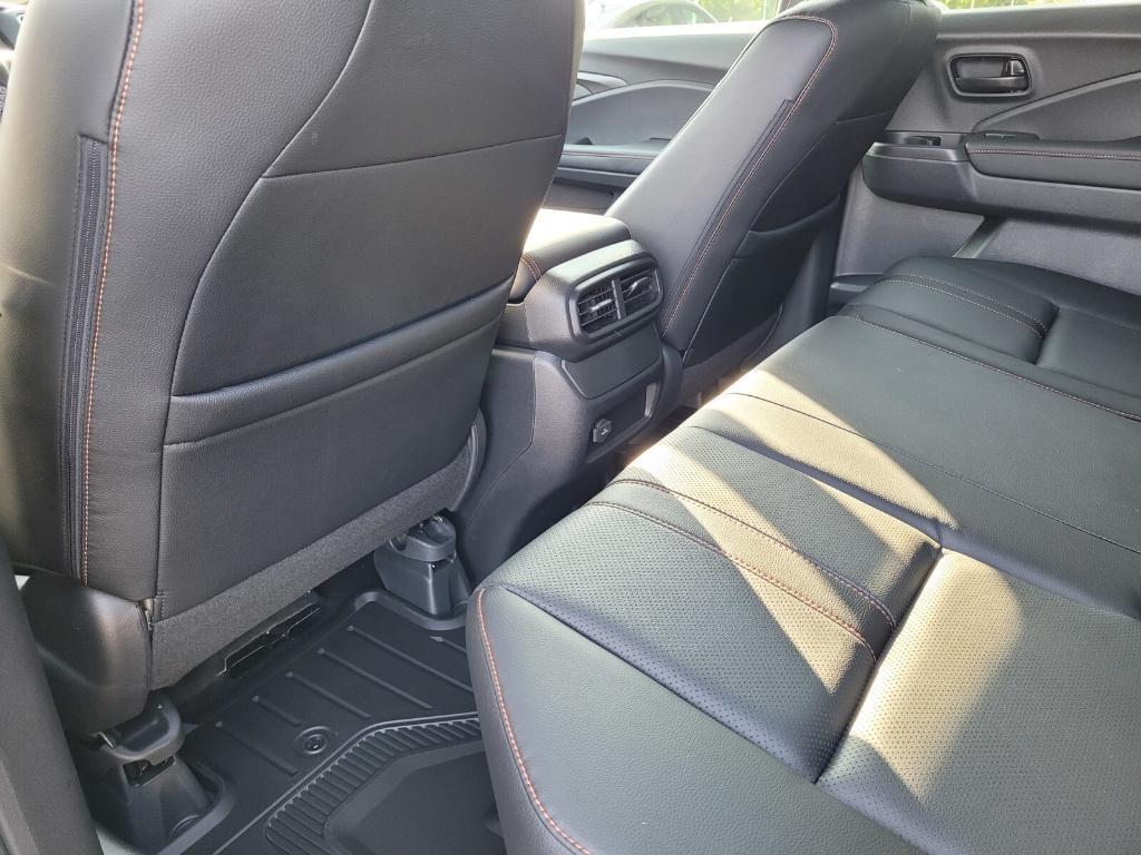 new 2025 Honda Ridgeline car, priced at $48,525