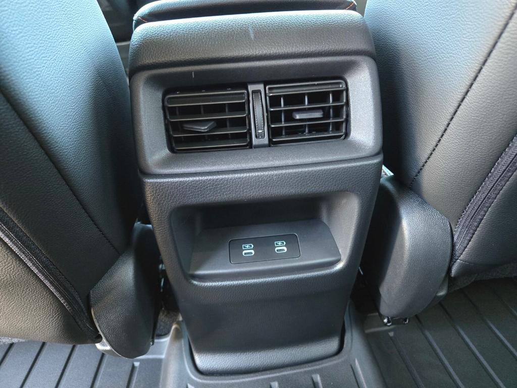 new 2026 Honda CR-V Hybrid car, priced at $42,270