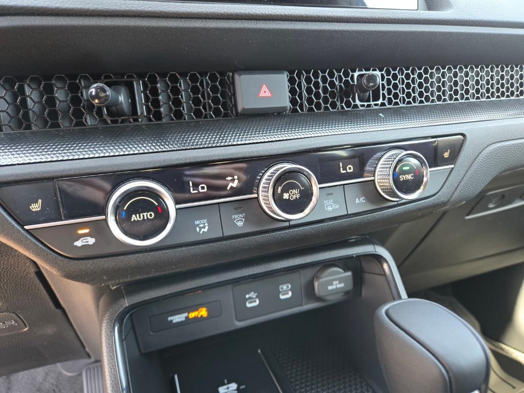 new 2026 Honda CR-V Hybrid car, priced at $41,945