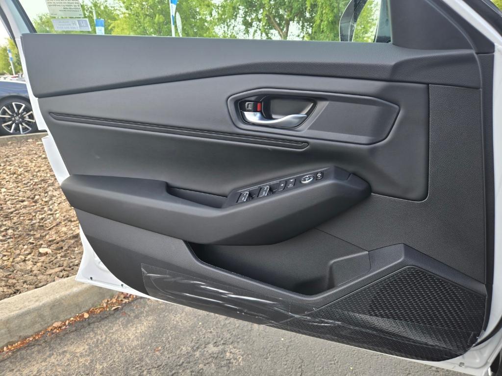new 2025 Honda Accord car, priced at $33,905