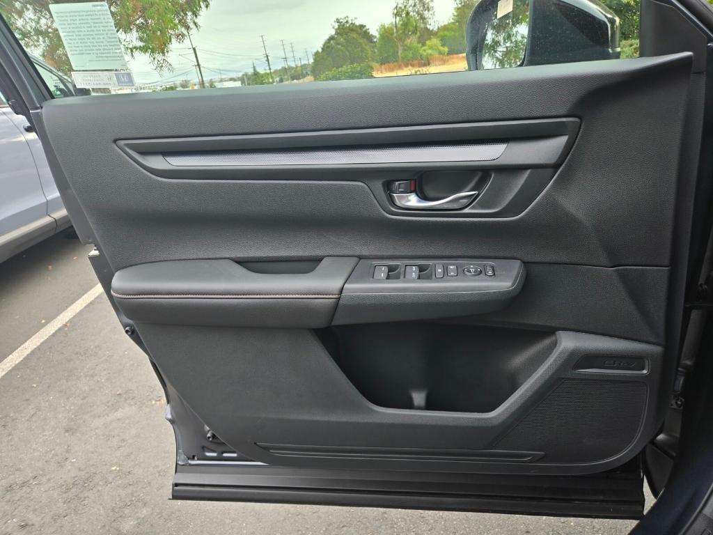 new 2026 Honda CR-V Hybrid car, priced at $38,775