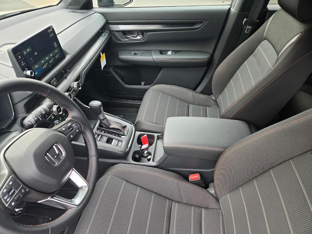 new 2026 Honda CR-V Hybrid car, priced at $38,775