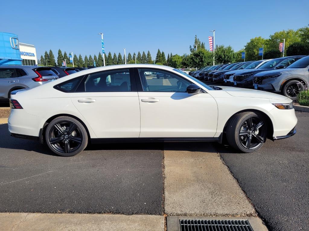 new 2025 Honda Accord Hybrid car, priced at $38,675