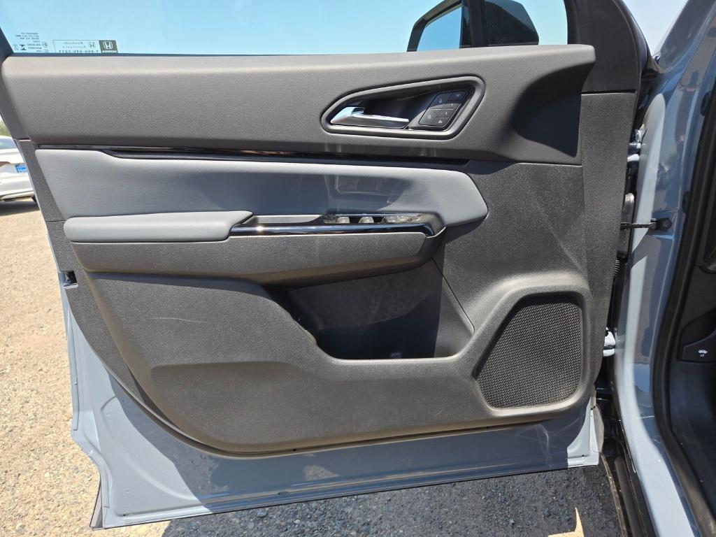 new 2025 Honda Prologue car, priced at $55,300